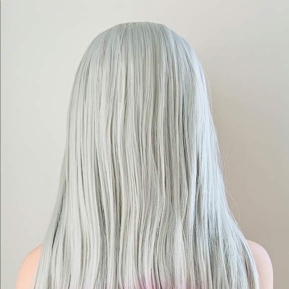 Very Pretty Long & Straight Magenta Pearl Color 13x2.5 Lace Front Wig - Picture 9 of 10